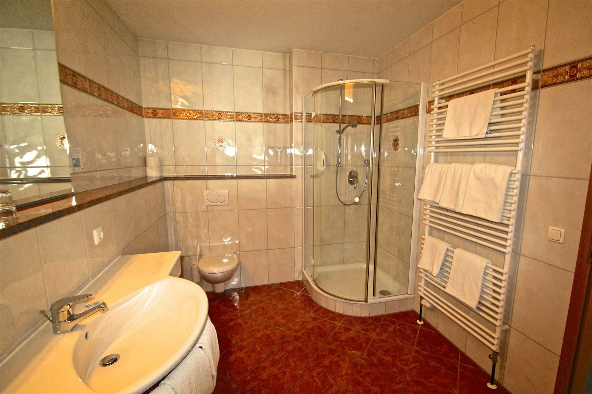 Alpenhotel Weiherbach Berchtesgaden Hallenbad Und Sauna Extérieur photo